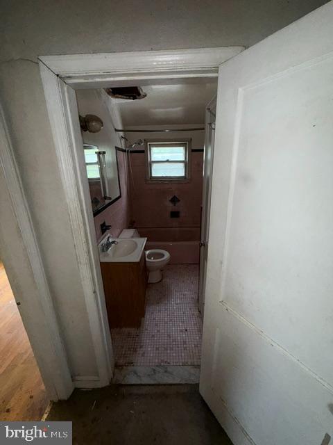 MIDDLESEX - Residential