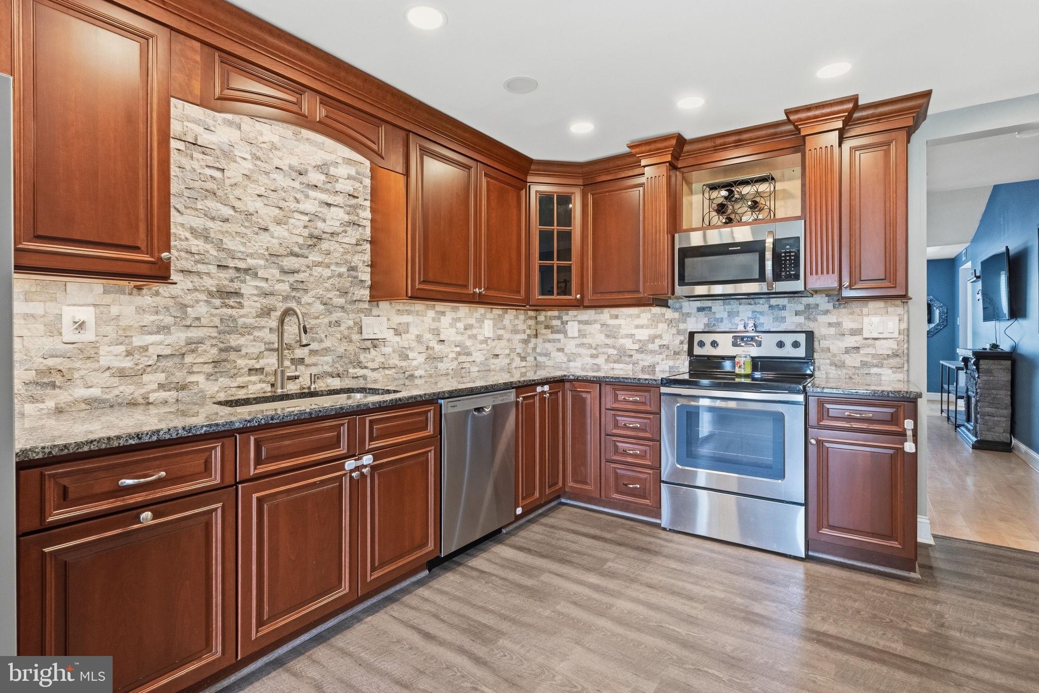 NESHAMINY VALLEY - Residential