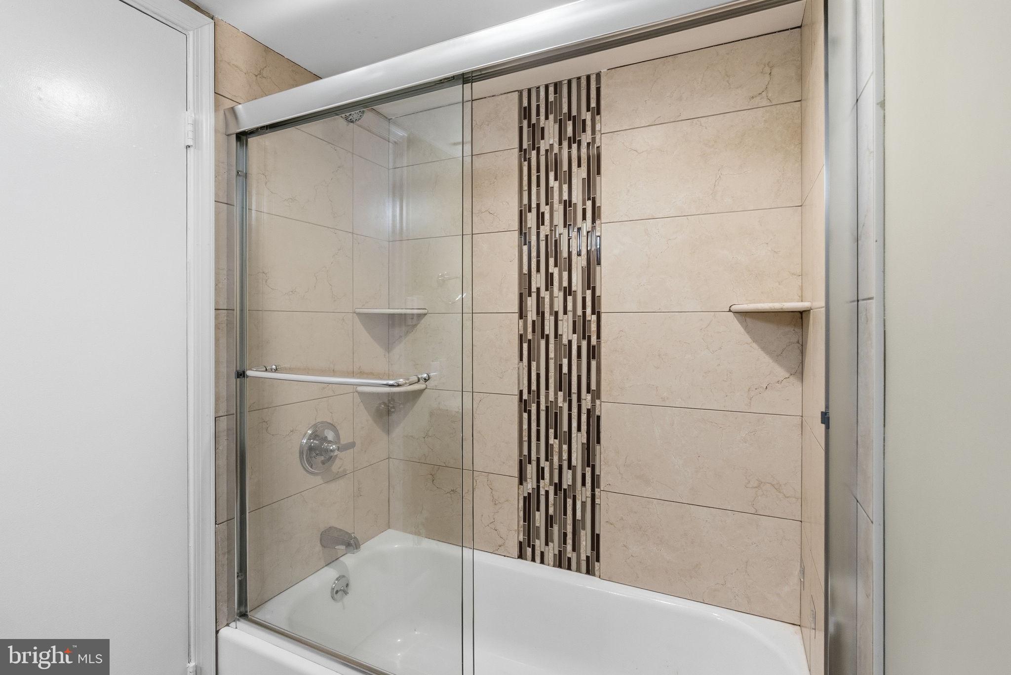 NESHAMINY VALLEY - Residential