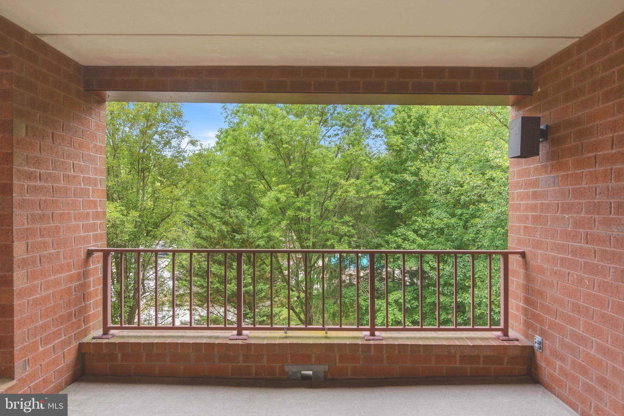 ANNEN WOODS - Residential