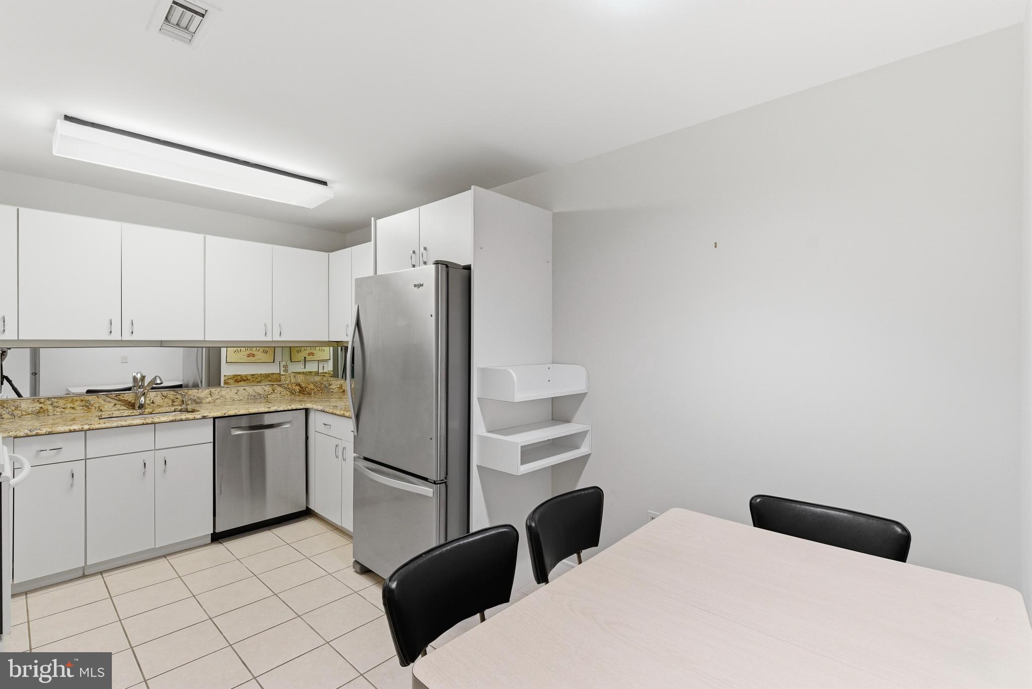ANNEN WOODS - Residential