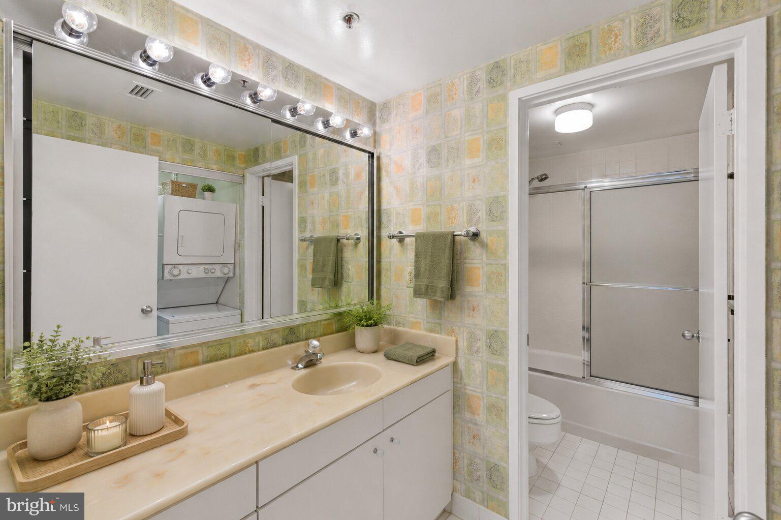ANNEN WOODS - Residential