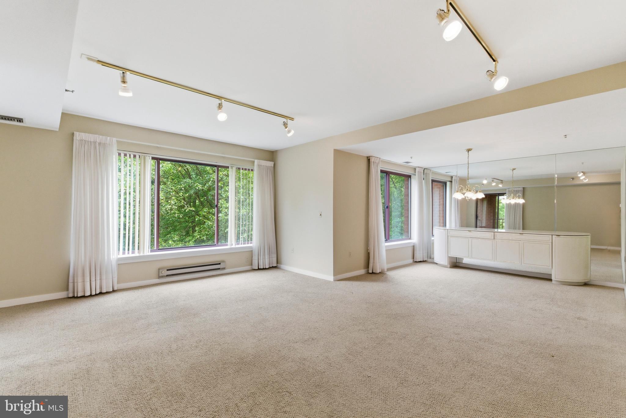 ANNEN WOODS - Residential