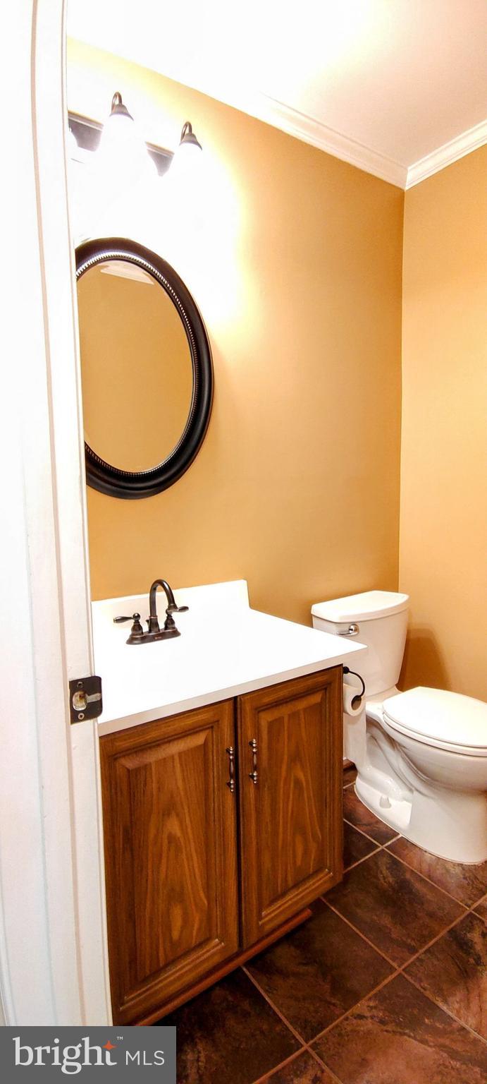 LAKEWOOD HILLS - Residential