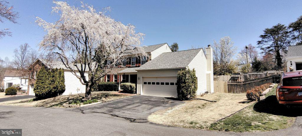 LAKEWOOD HILLS - Residential