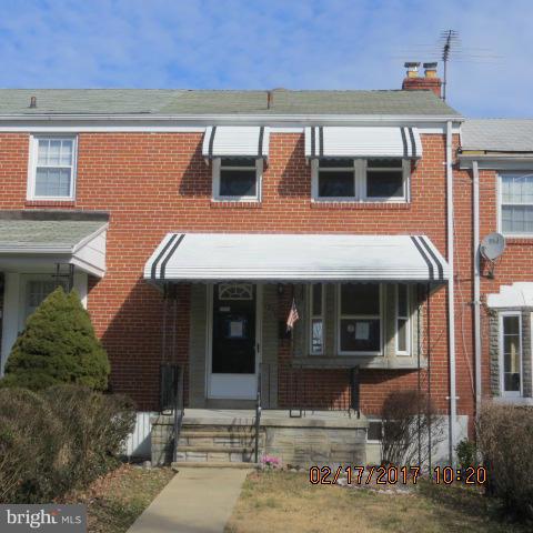 Property is being sold "as is". Purchaser to verify real estate taxes/HOA/ground rent - seller will not redeem ground rent. ALL OFFERS MUST HAVE RECENT PROOF OF FUNDS/LENDER LETTER (WITHIN PAST 30 DAYS). EMD to be held by seller's title company (Crown Title).  Cash offers MUST have 10% EMD; all others Minimum of $1k. Property must be in MLS for 3 days before seller will consider offers