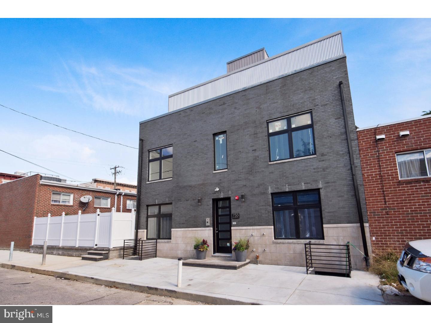 FAIRMOUNT - Residential Income