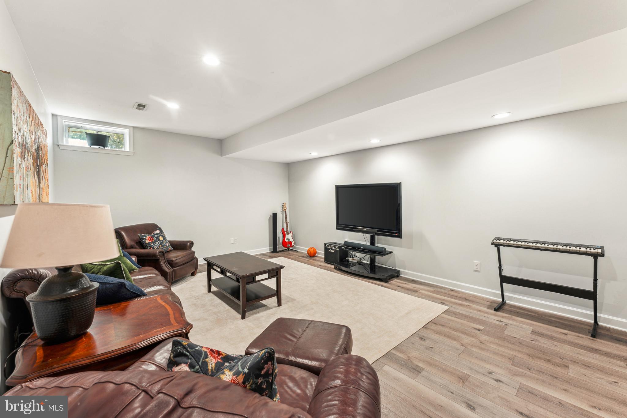 THE RESERVE - Residential