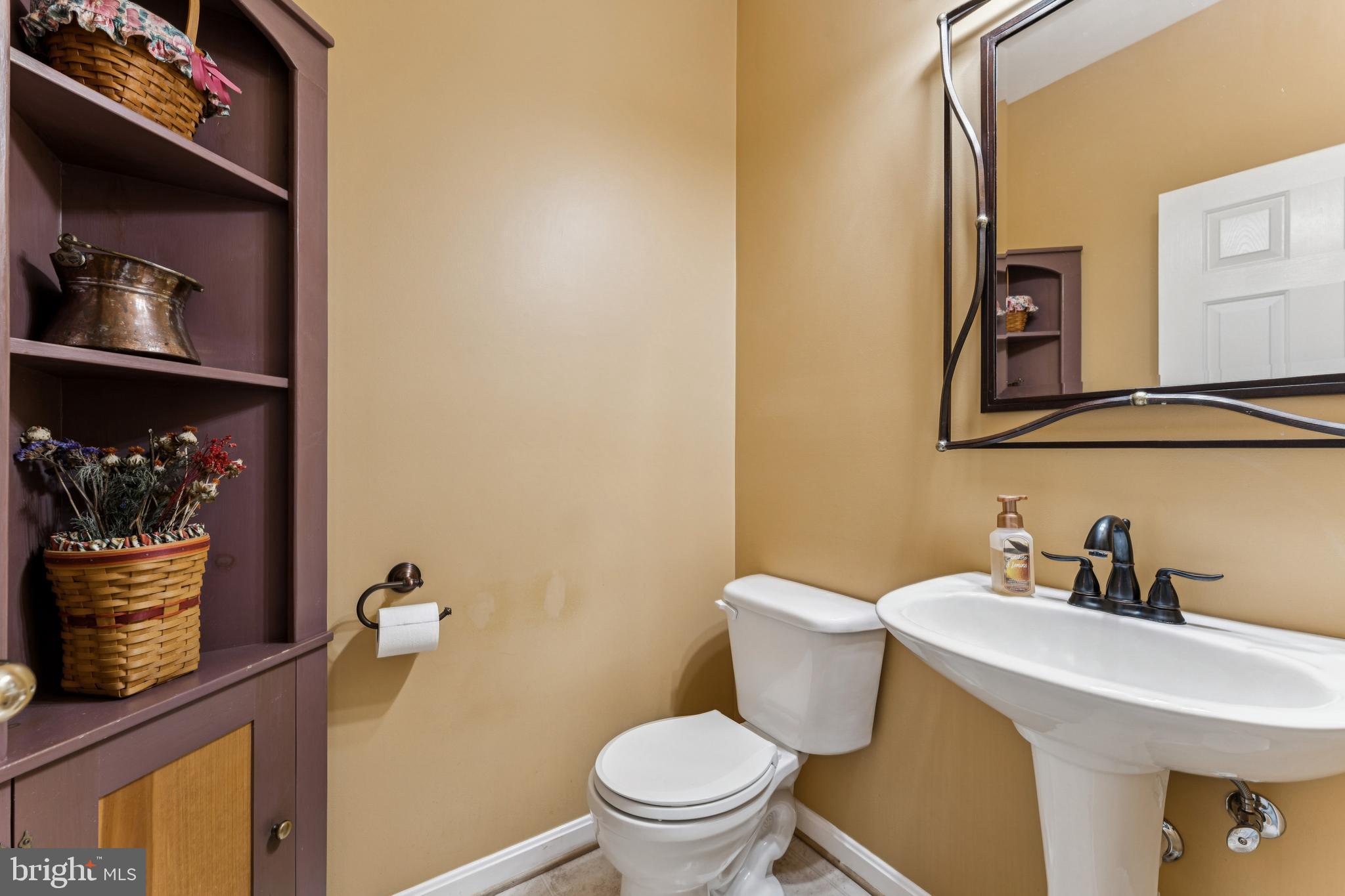 KINGS CROSSING - Residential
