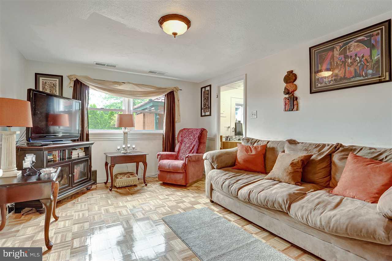 HAINES ACRES - Residential