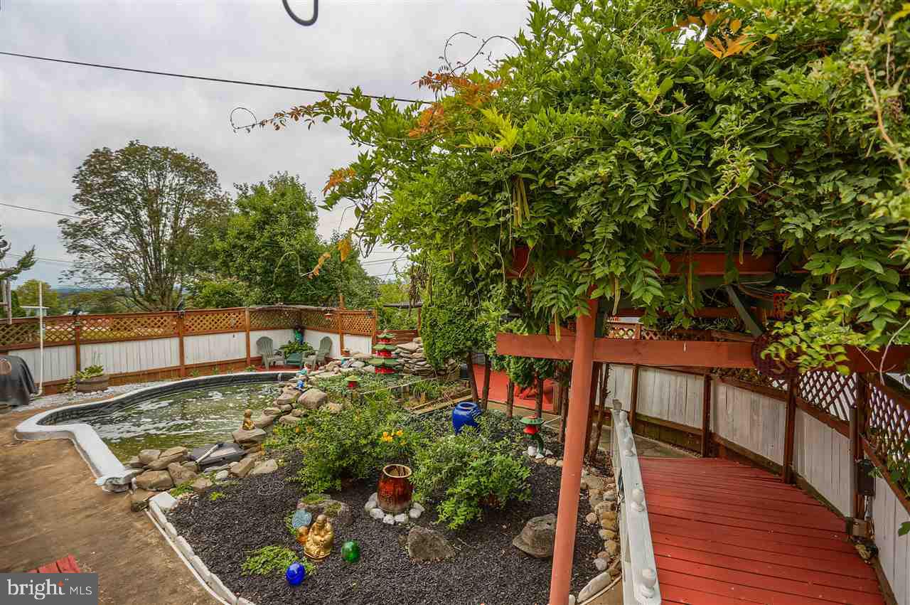 HAINES ACRES - Residential