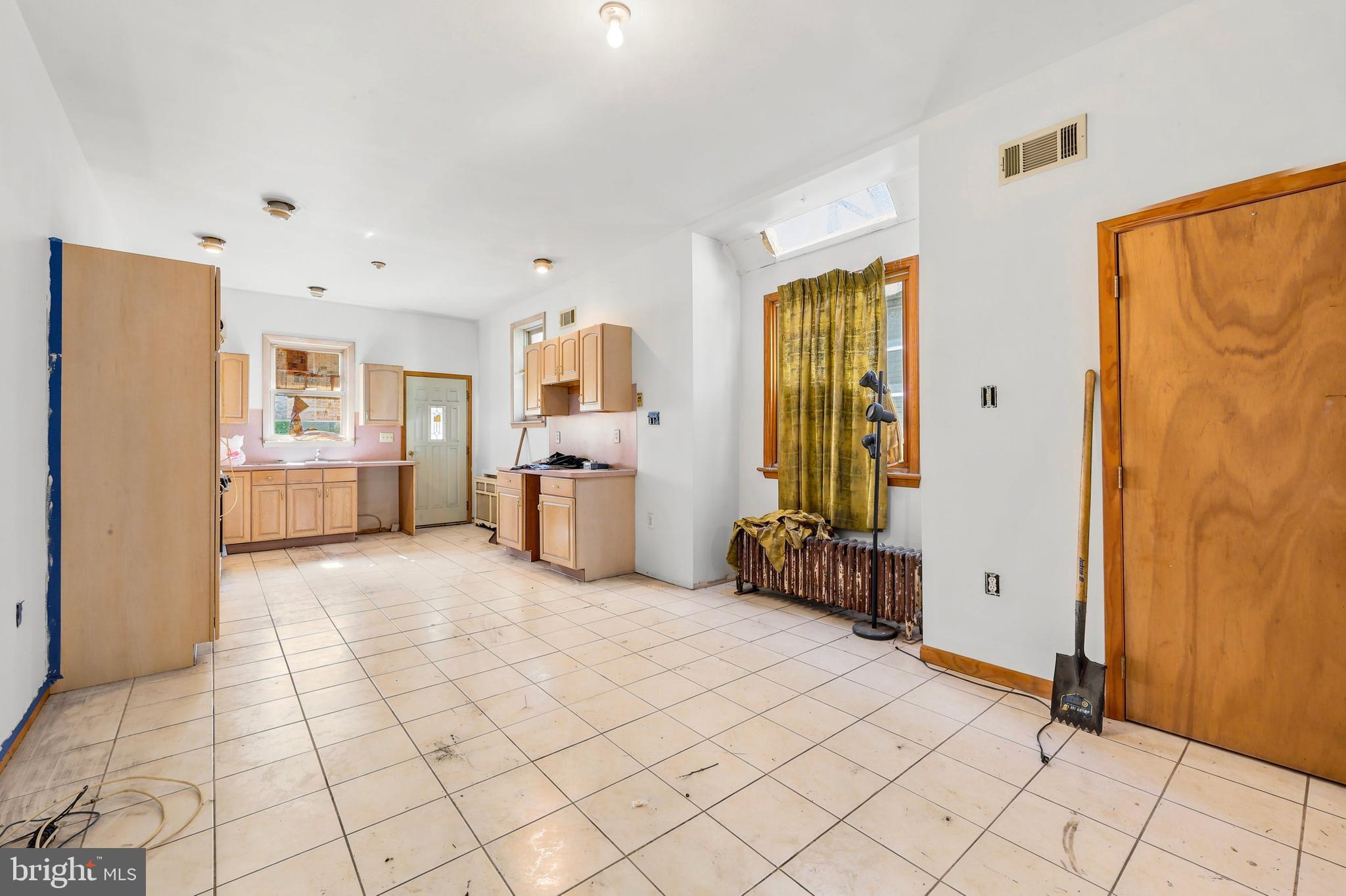 WEST PASSYUNK - Residential