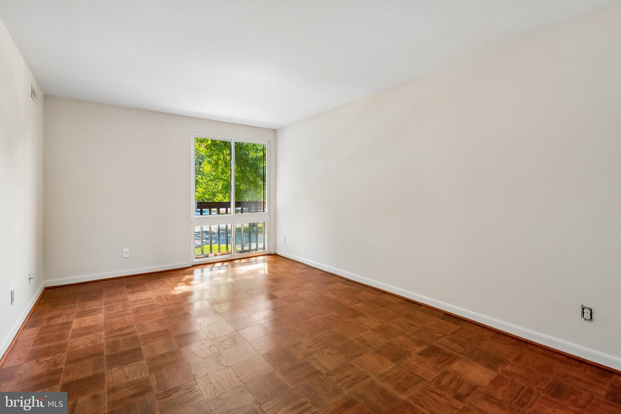 SEVERN HOUSE - Residential