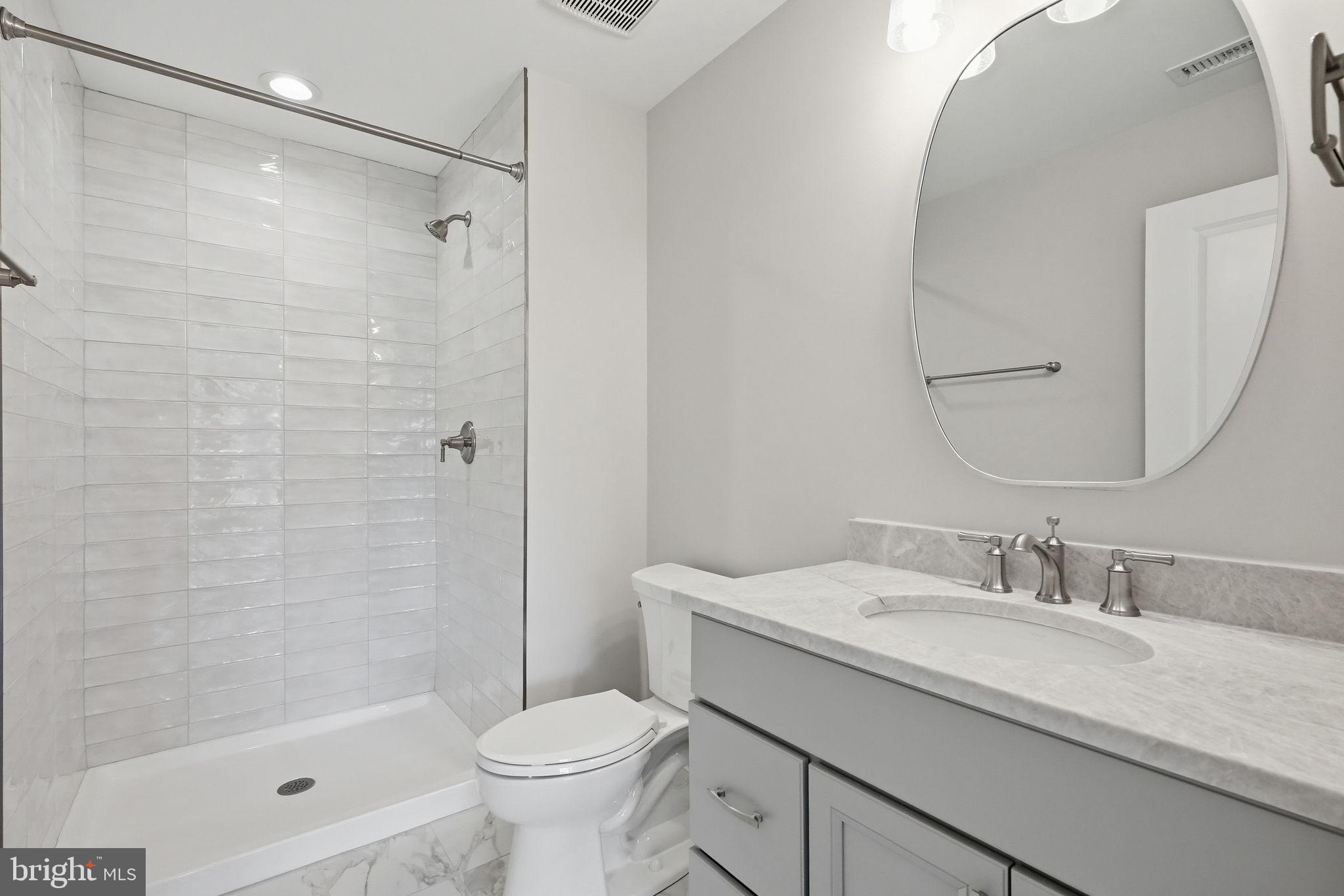 ENCLAVE AT GROVE - Residential