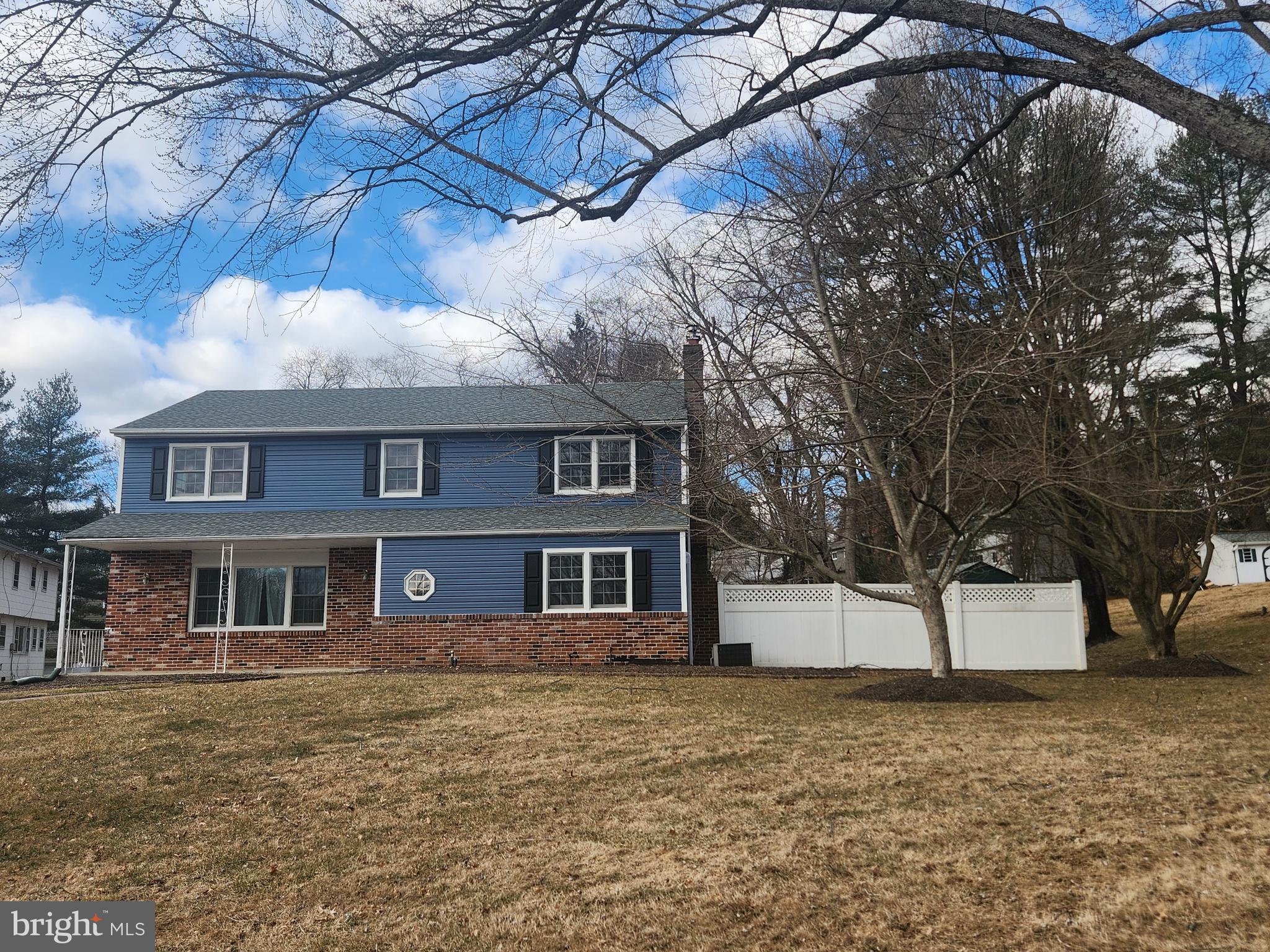 Welcome to 23 Constitution Drive, situated on a lovely lot in Chadds Ford Knoll. Bring your design and decorating flair to this wonderful home that has been lovingly cared for over the years. This house boasts 5 bedrooms and 2 1/2 baths, a spacious kitchen with eating area, dining room, living room, family room, powder room and first floor laundry. Enjoy entertaining on the paved patio at the side of the house. The second floor has 5 nice size bedrooms, and the primary room has very generous closet space. Two-car garage has inside access to finished basement that adds to the living space, making it perfect for a recreation room, home gym, or even a home office.  New siding, interior raised panel doors throughout and a few system updates have been recently completed and fresh paint.  The Knoll is a charming community close to major arteries, shopping and famous, historical sites including Longwood Gardens.