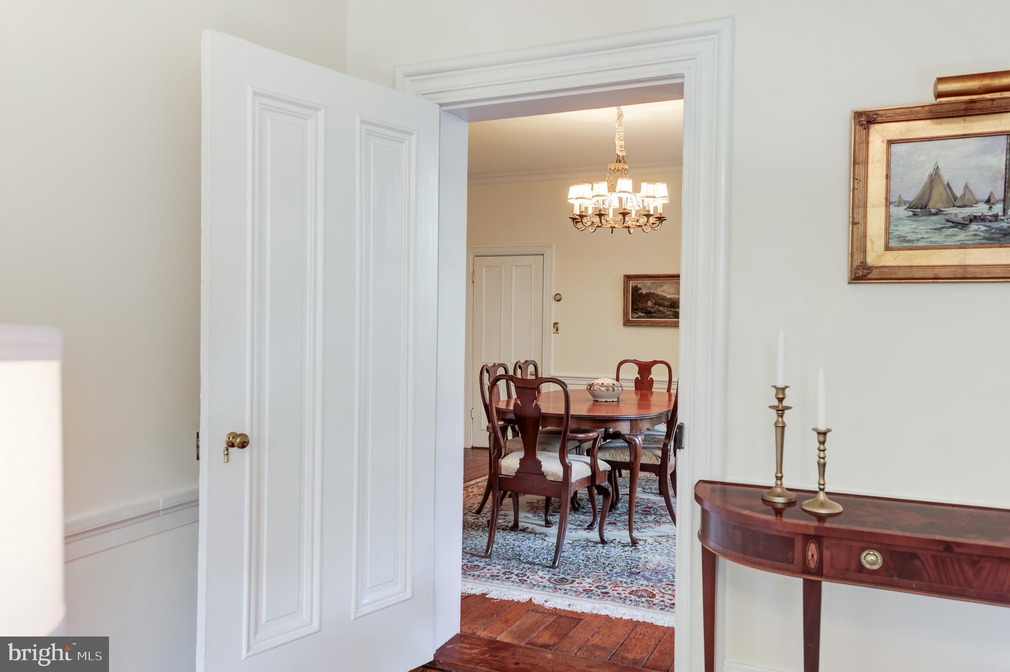 OLD TOWN ALEXANDRIA - Residential
