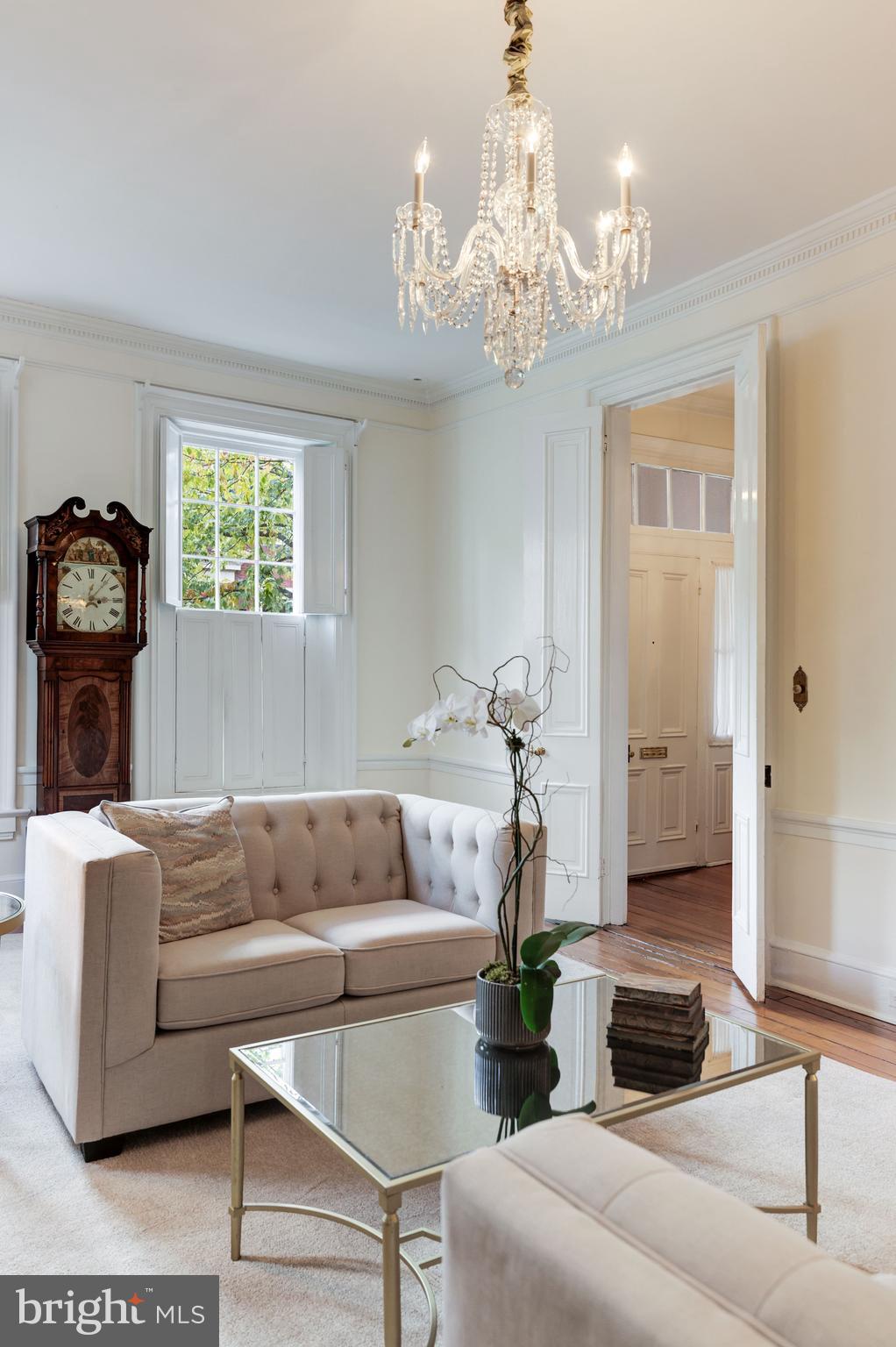 OLD TOWN ALEXANDRIA - Residential