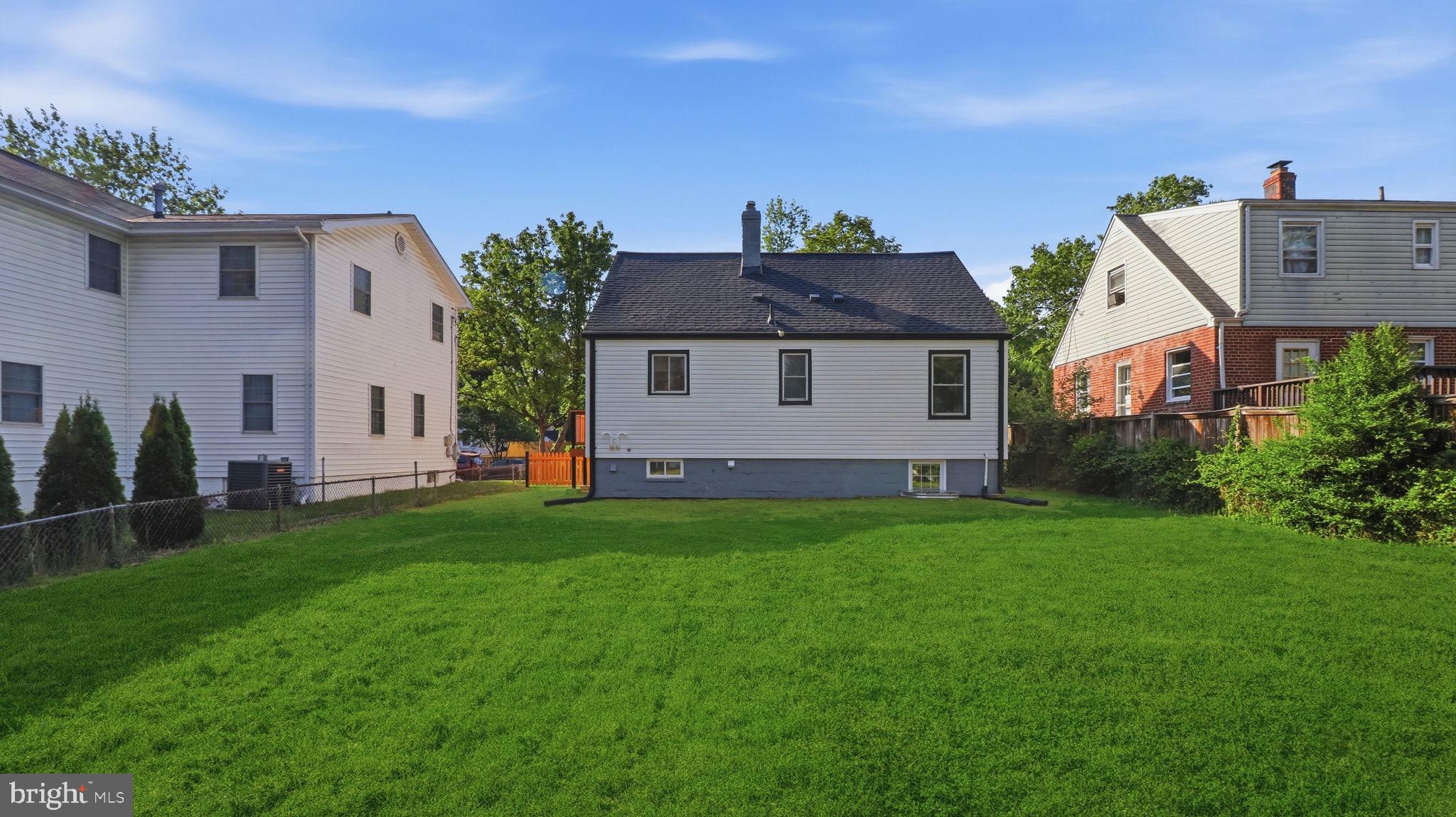 QUEENS CHAPEL MANOR - Residential