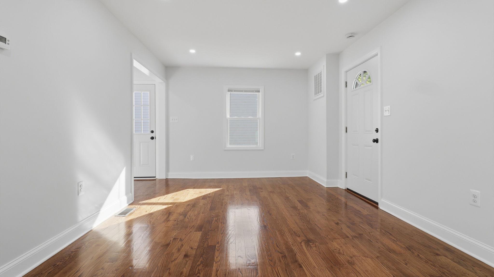 QUEENS CHAPEL MANOR - Residential