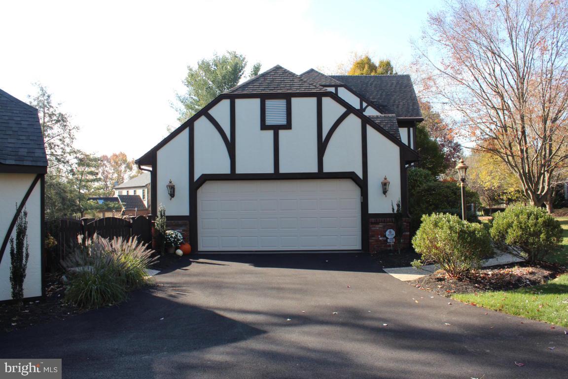 MONDAMIN PLACE - Residential