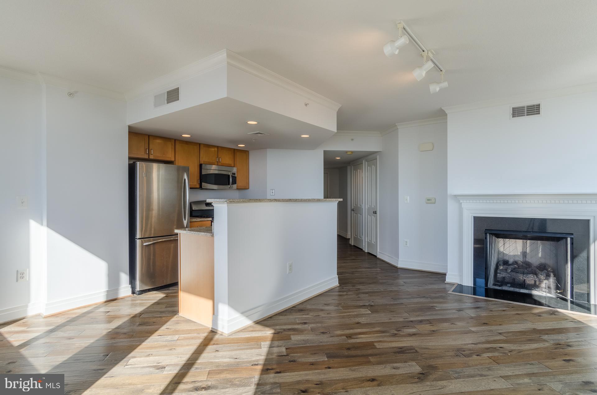 INNER HARBOR - Residential Lease