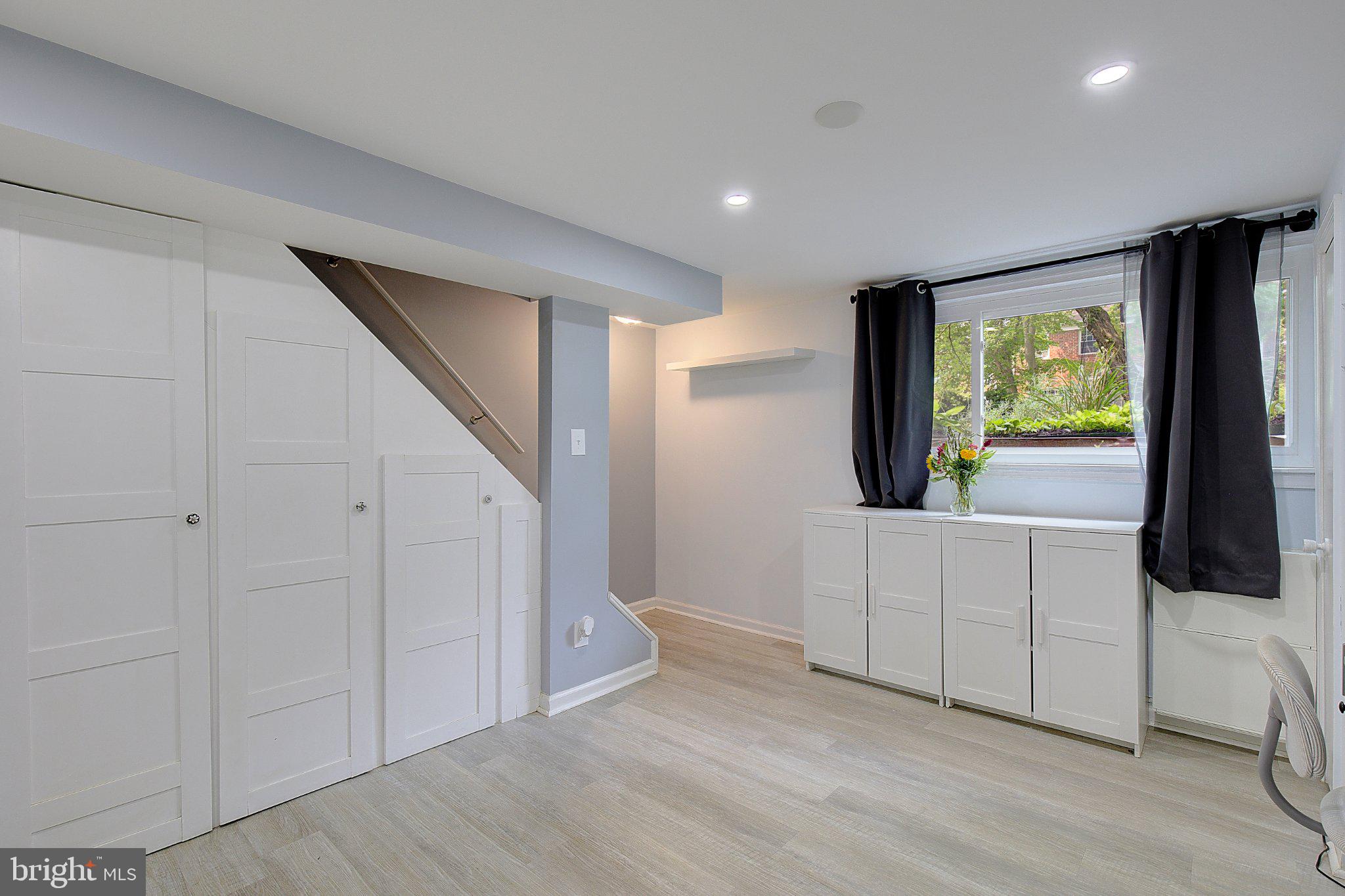 TAKOMA PARK - Residential