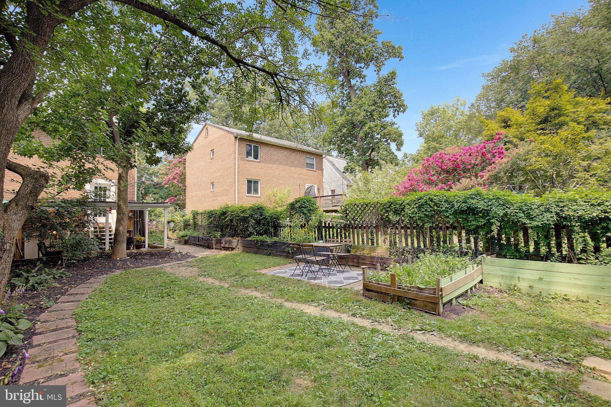 TAKOMA PARK - Residential