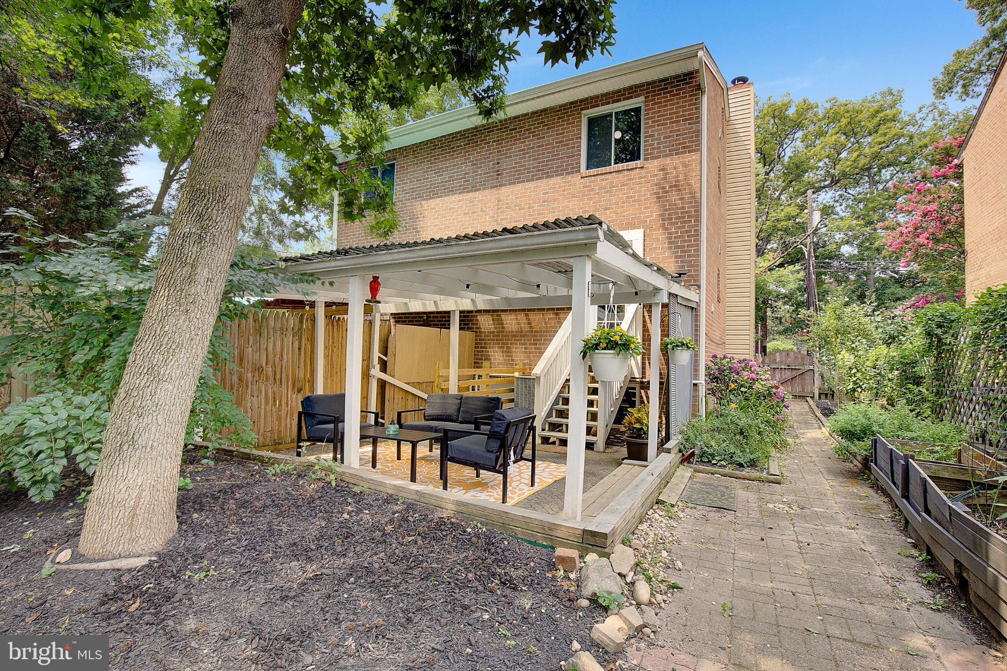TAKOMA PARK - Residential