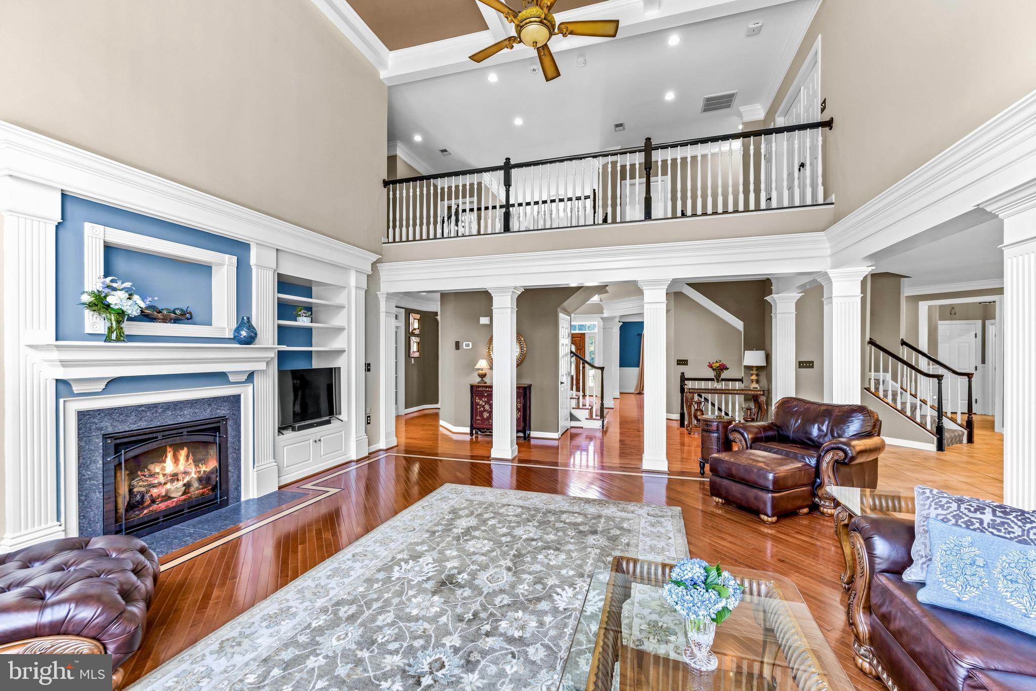 LAKE FOREST - Residential