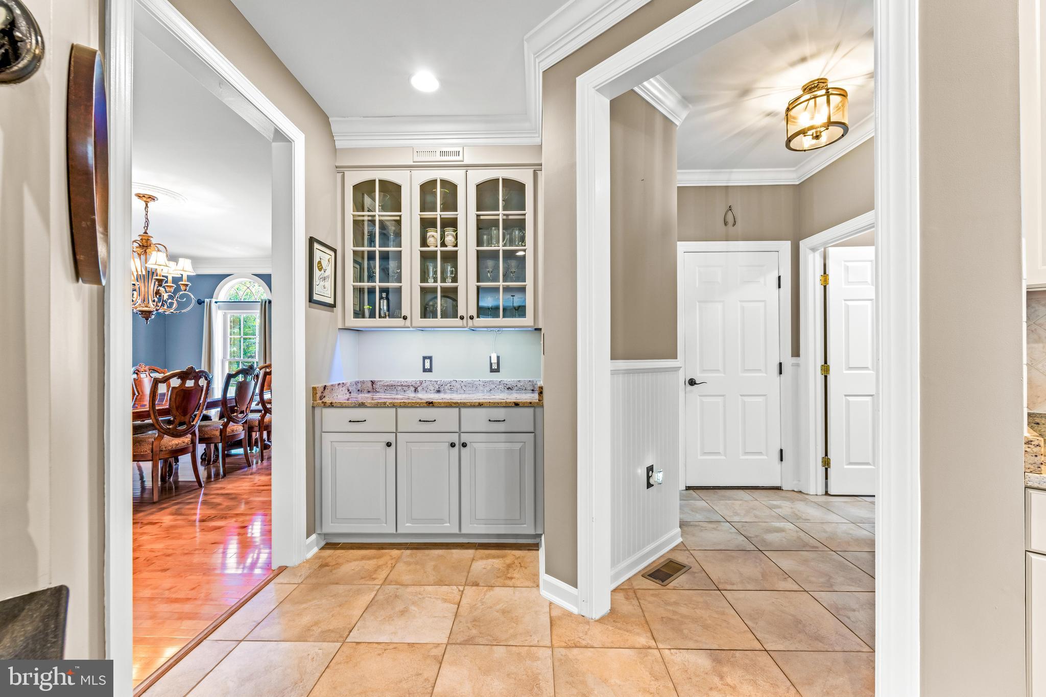 LAKE FOREST - Residential
