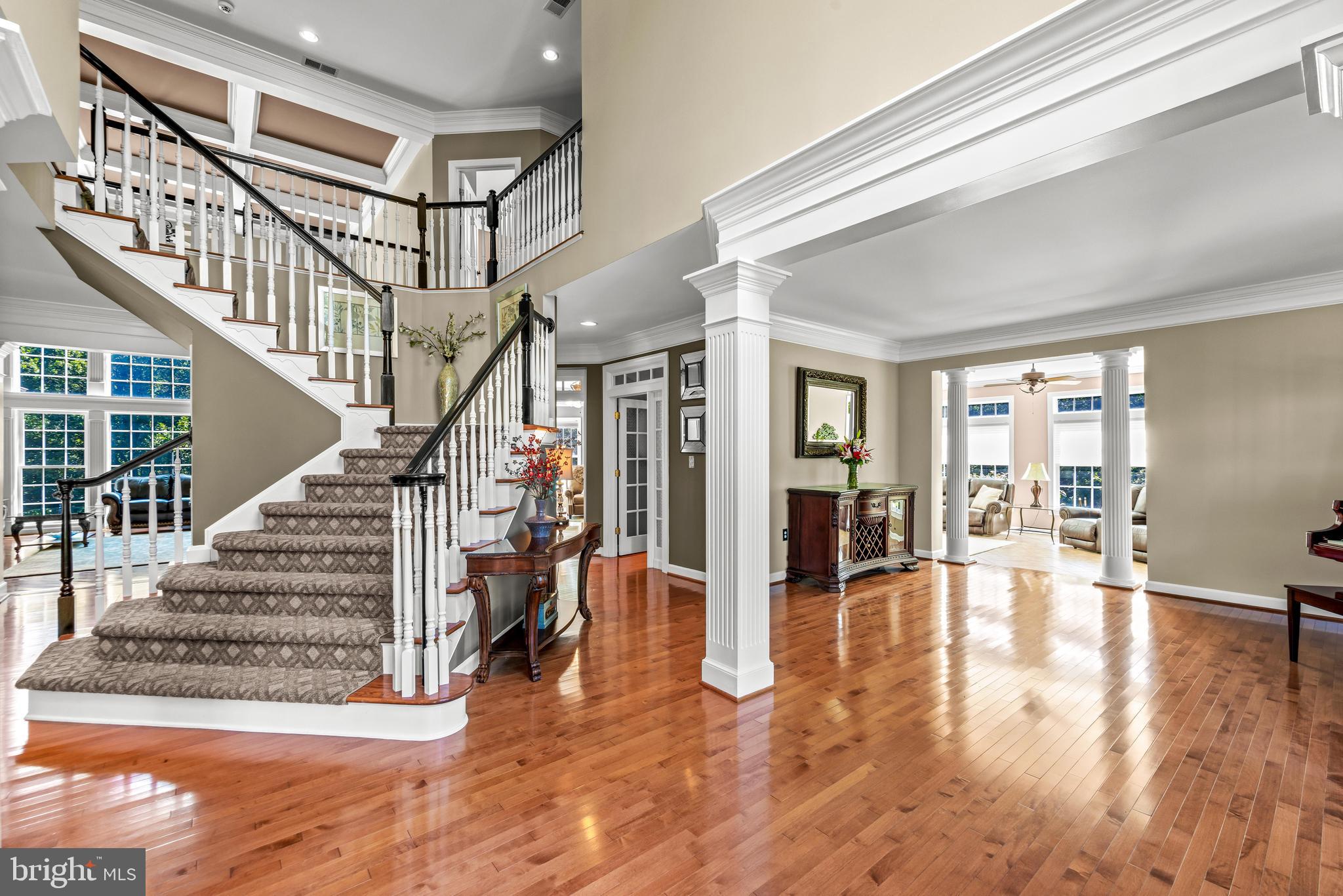LAKE FOREST - Residential