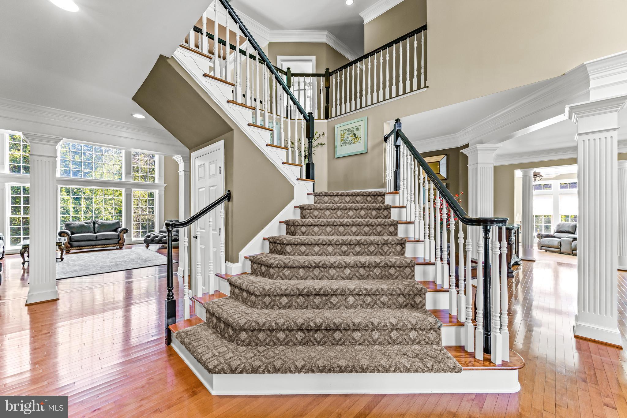 LAKE FOREST - Residential