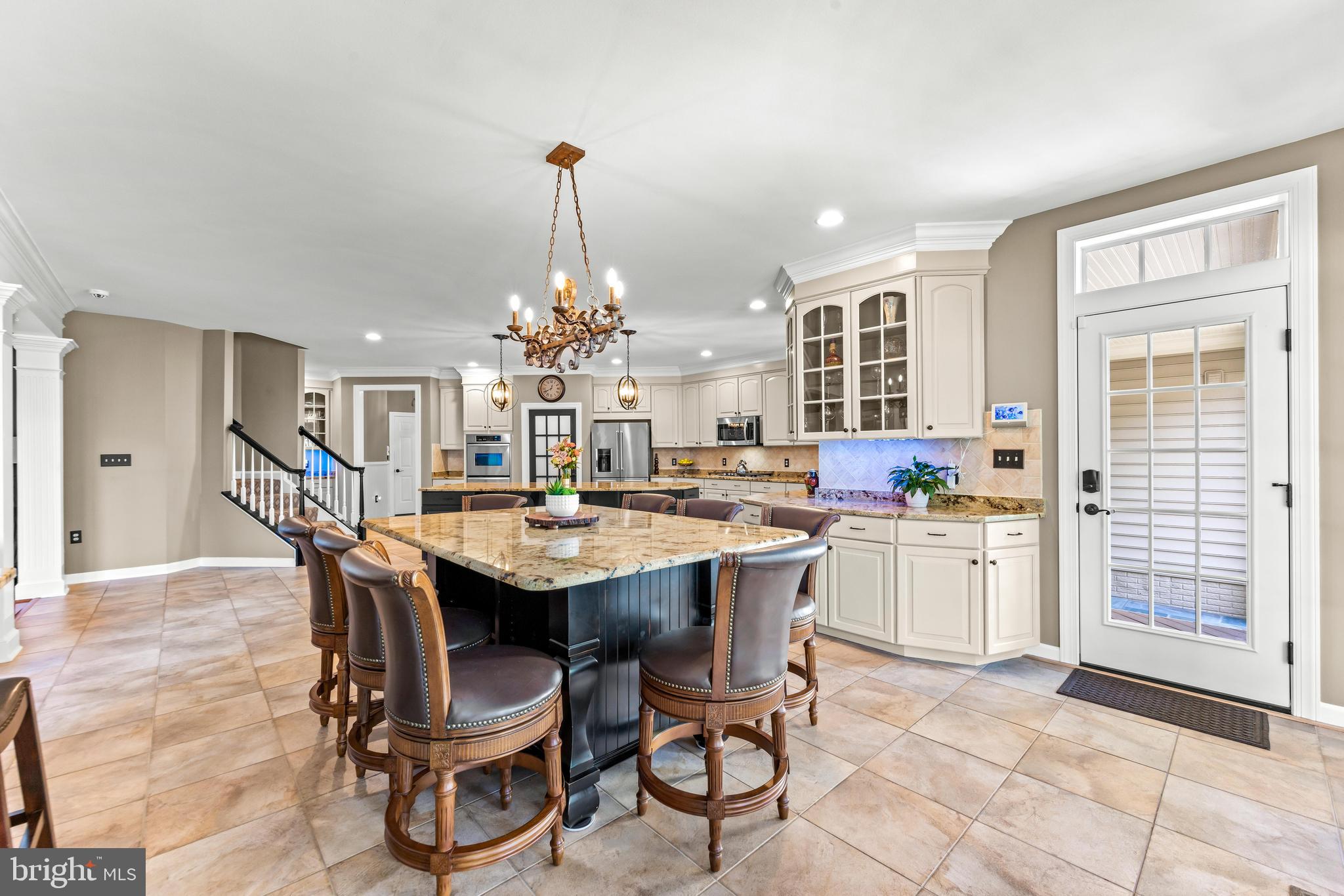 LAKE FOREST - Residential