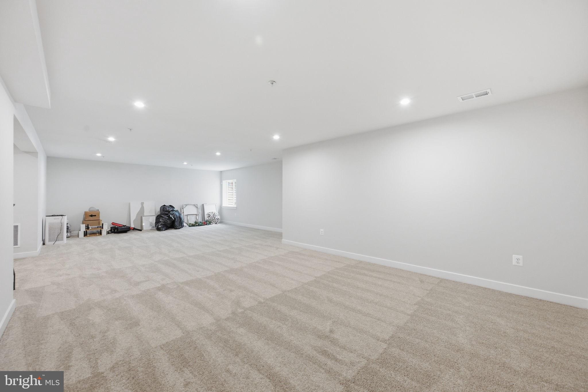 TWO RIVERS - Residential