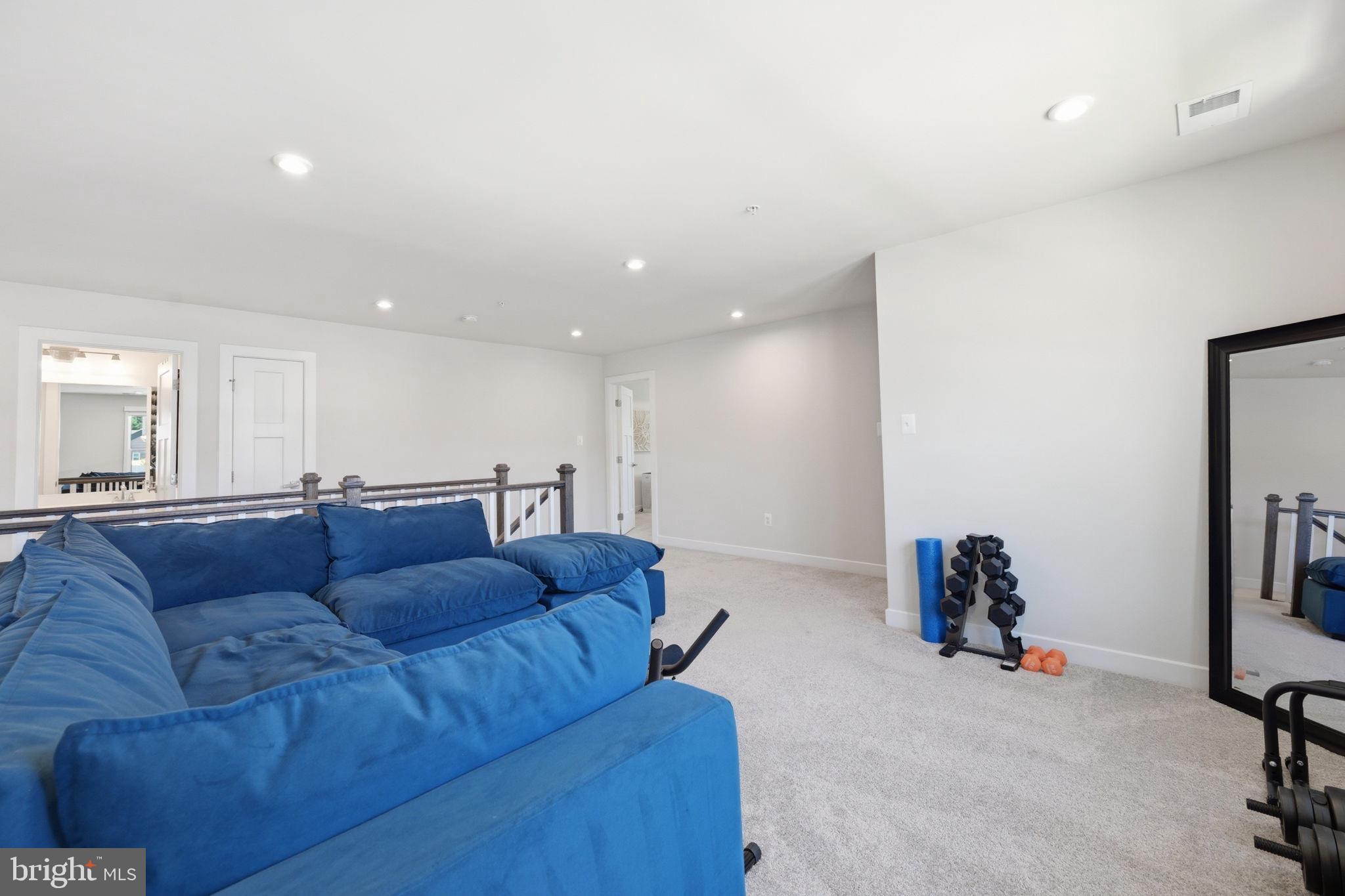 TWO RIVERS - Residential