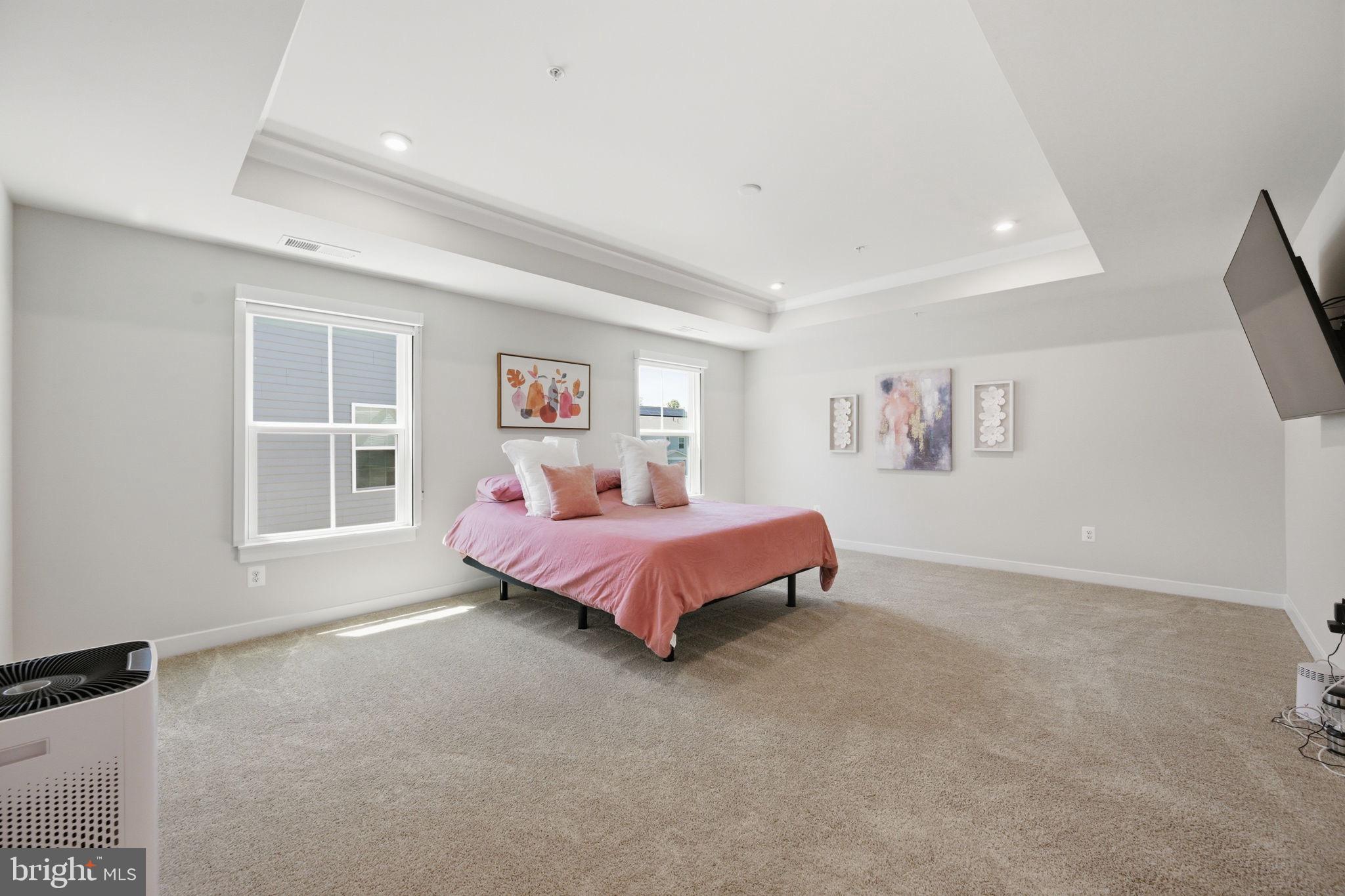 TWO RIVERS - Residential
