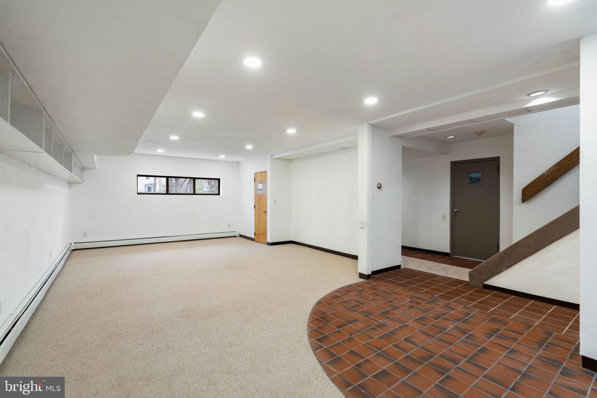 BRYN MAWR - Residential