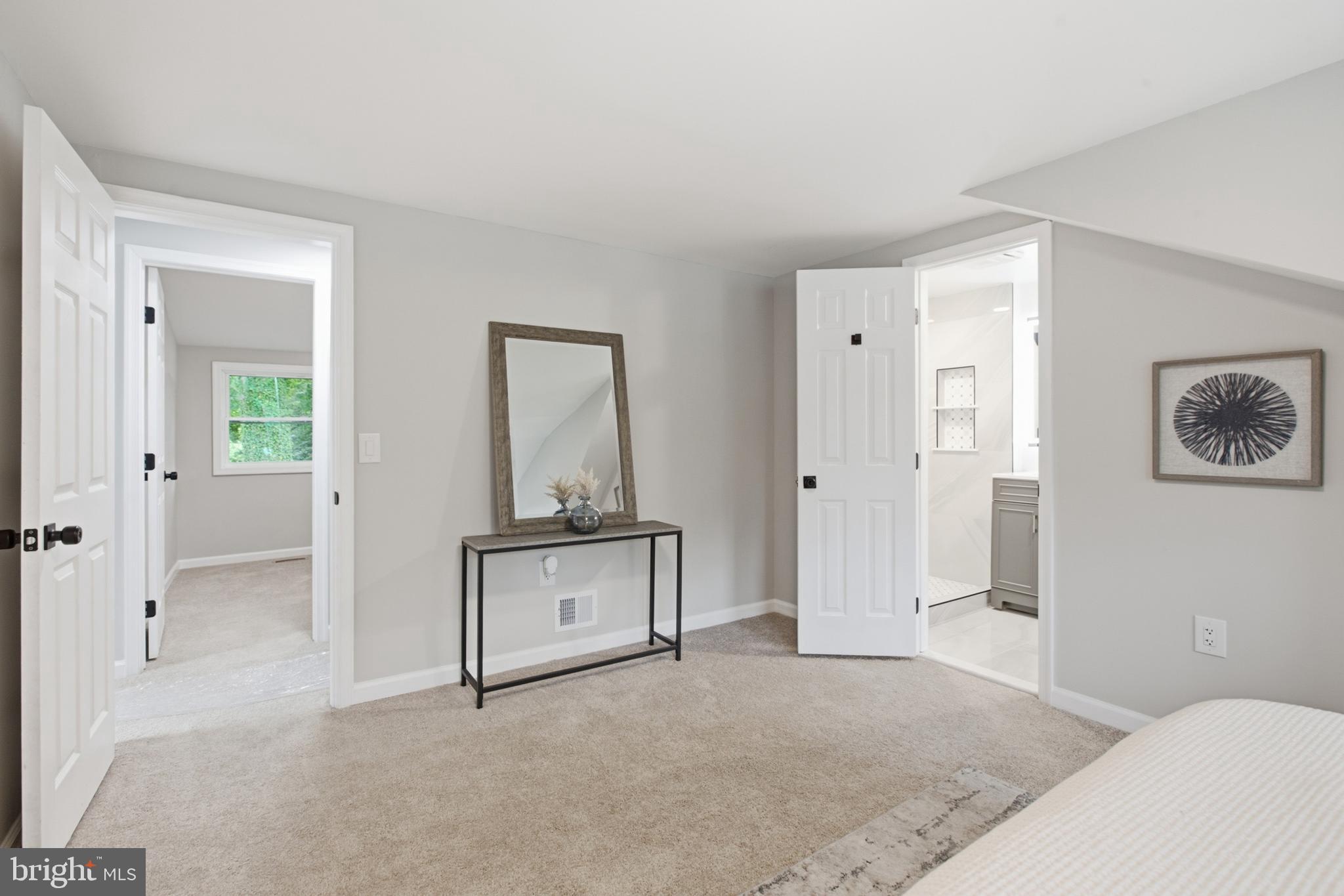 HOLLYWOOD - Residential