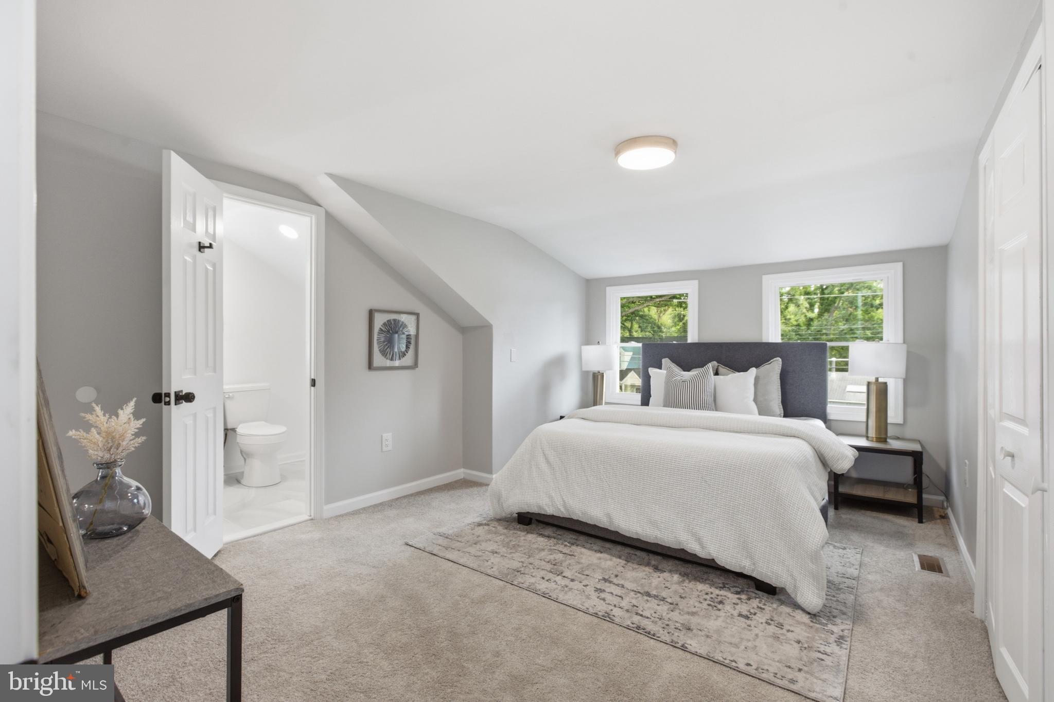 HOLLYWOOD - Residential