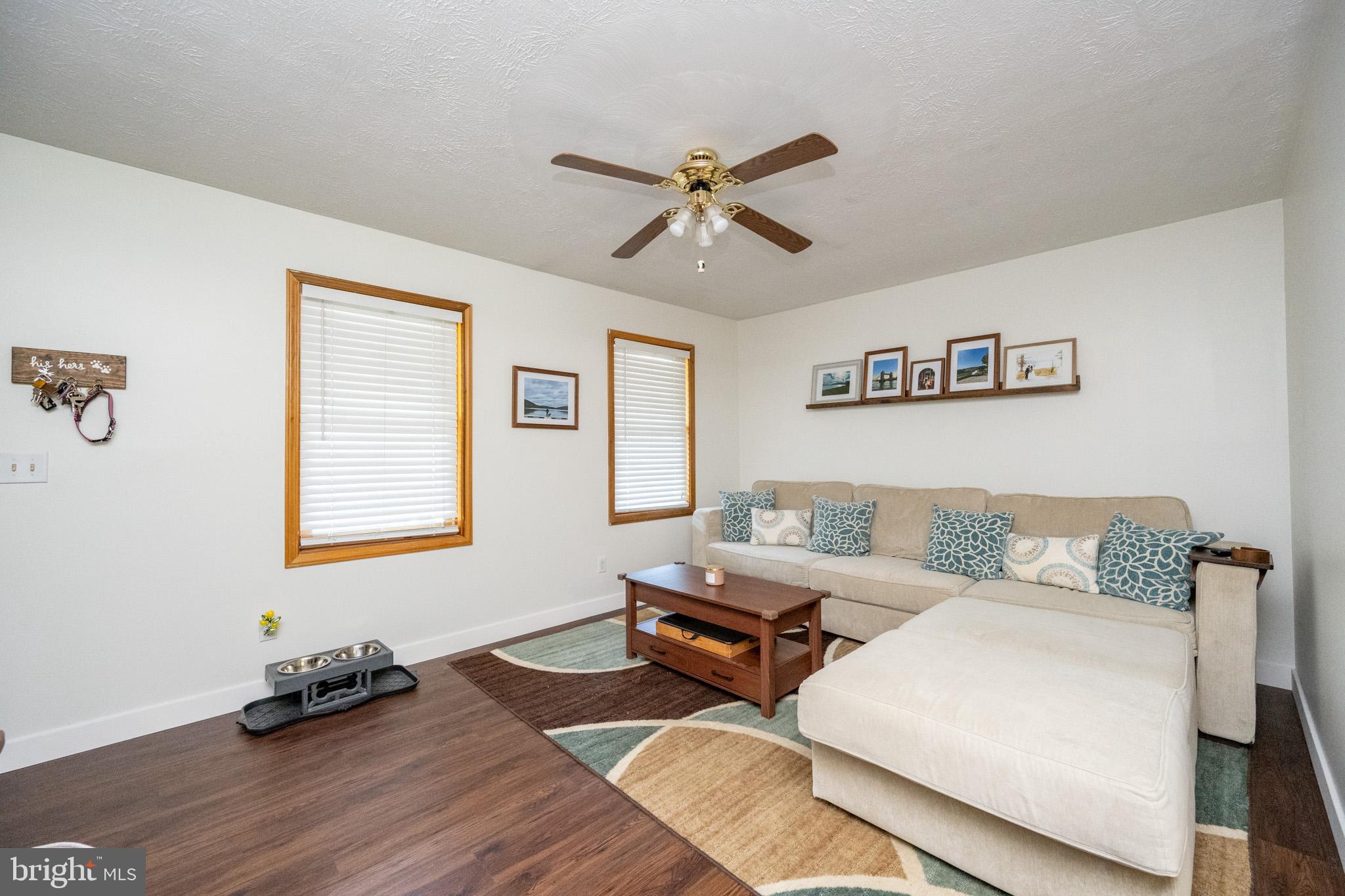 MITCHELL MANOR - Residential