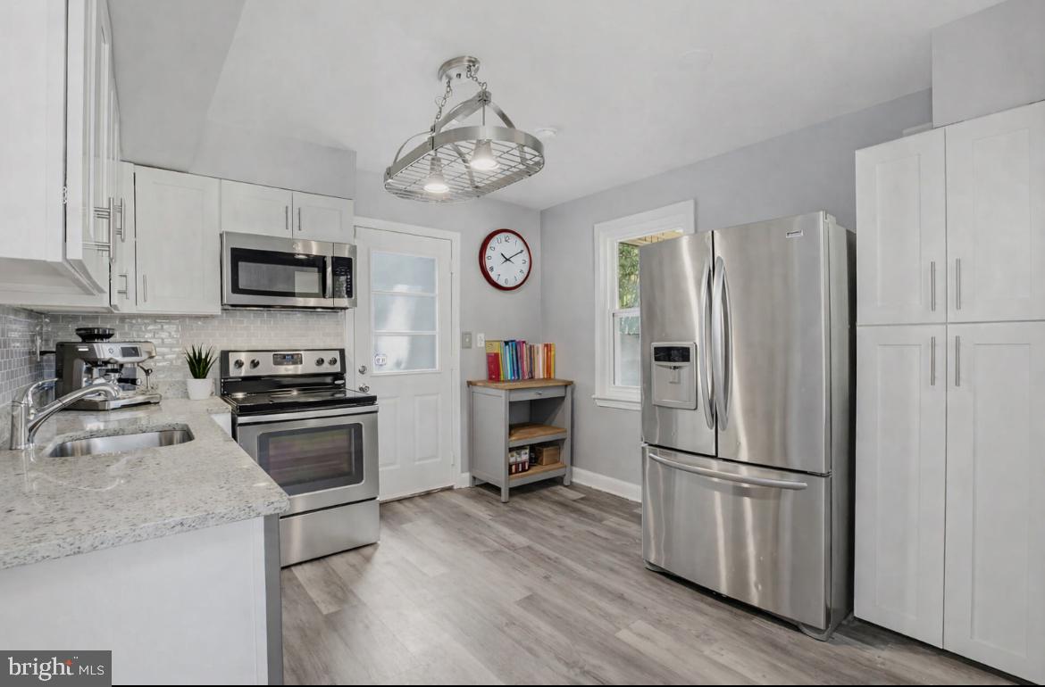 ROCKCREST - Residential