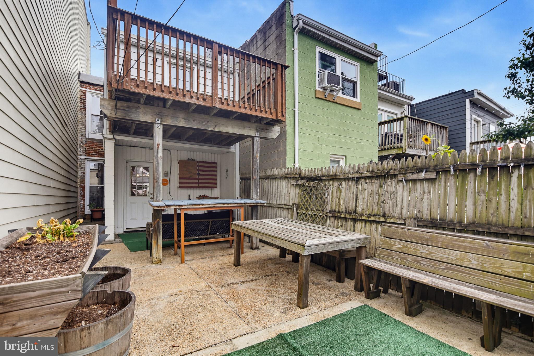RIVERSIDE PARK - Residential