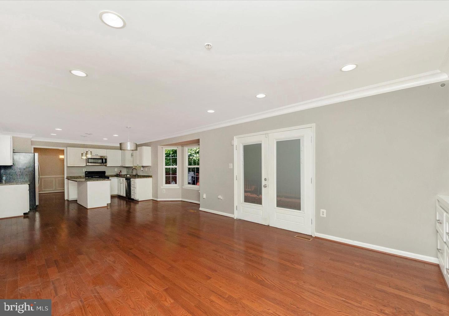 ROSEDALE ESTATES - Residential