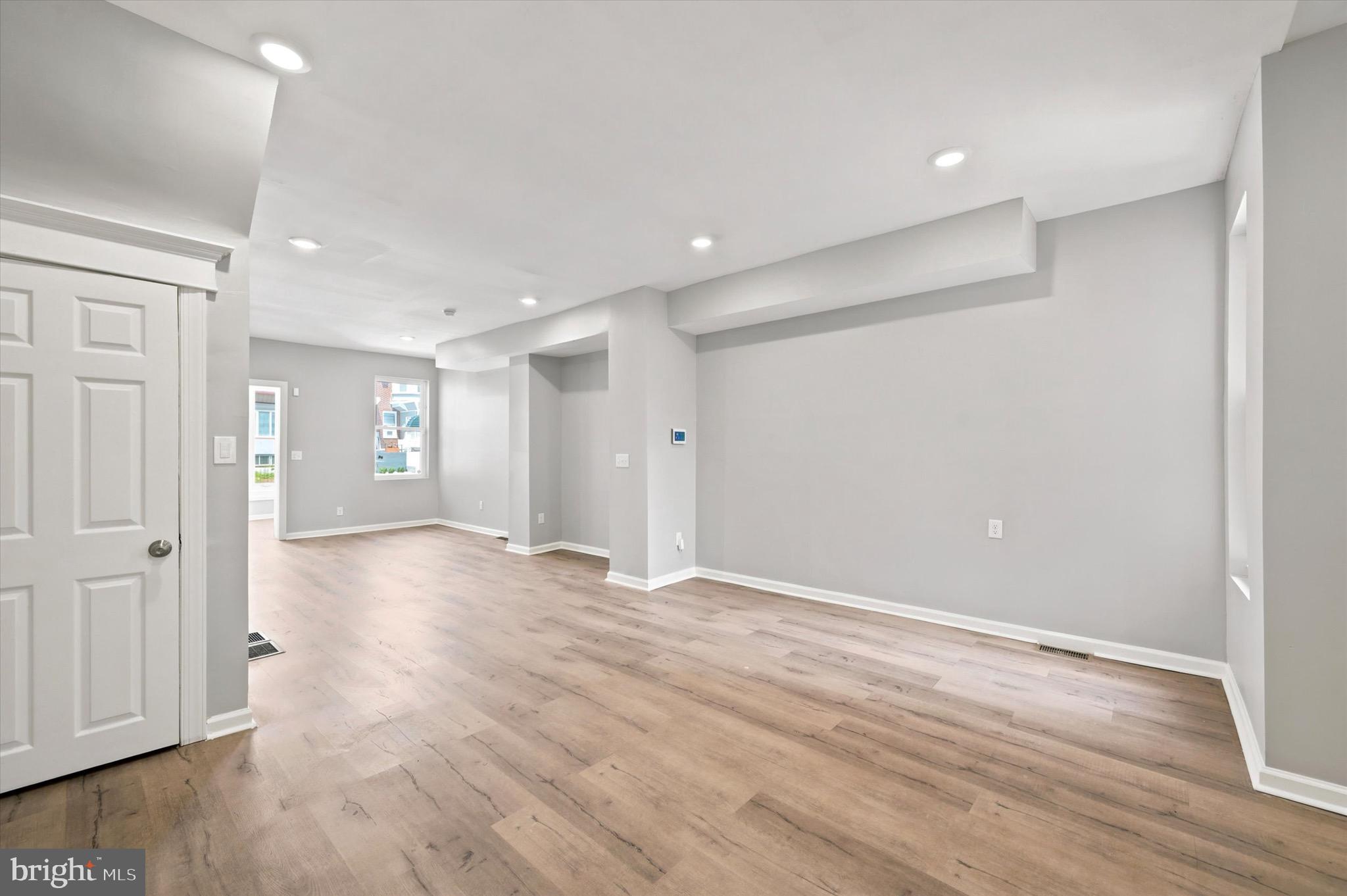 FERN ROCK - Residential