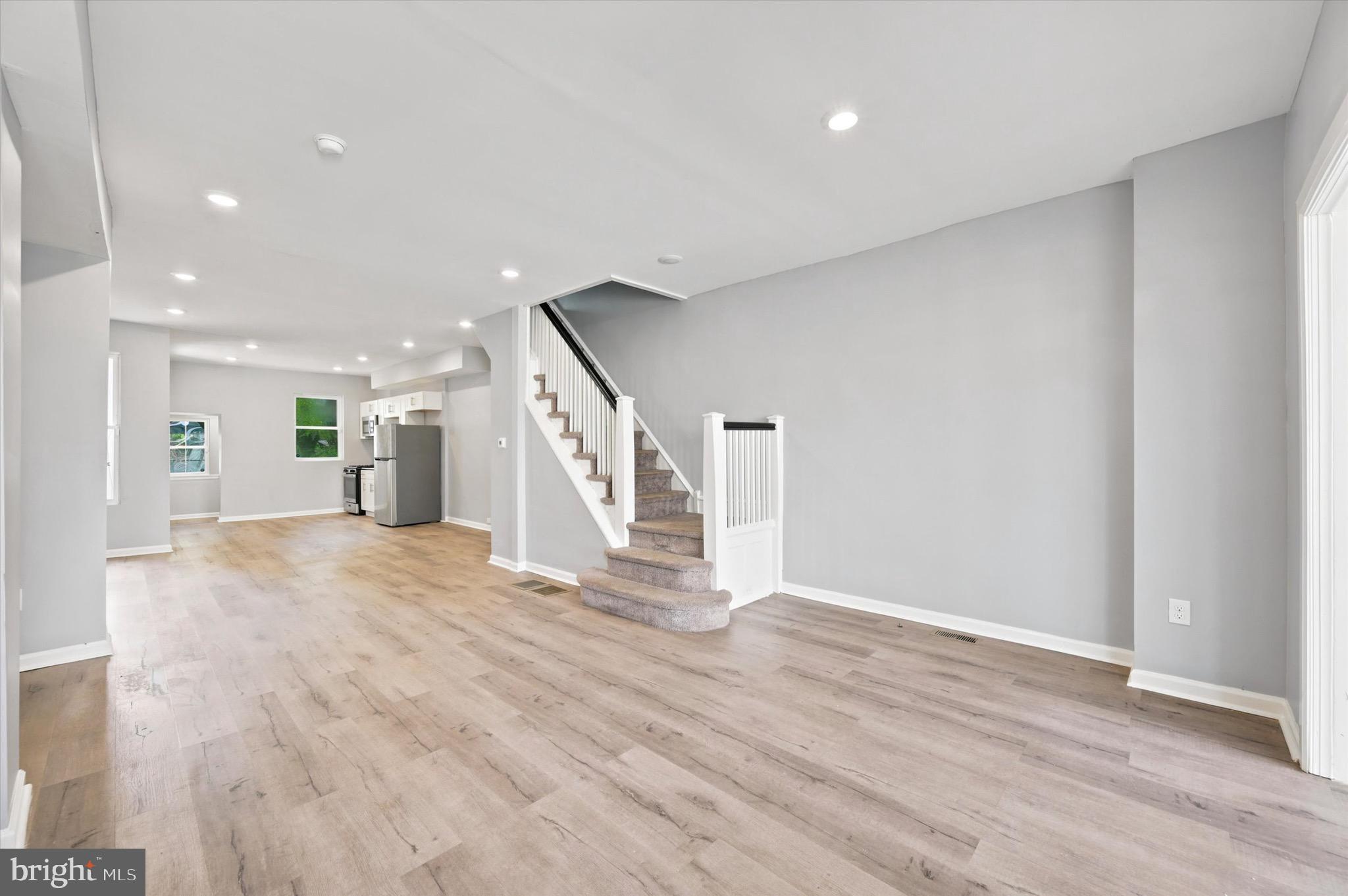 FERN ROCK - Residential