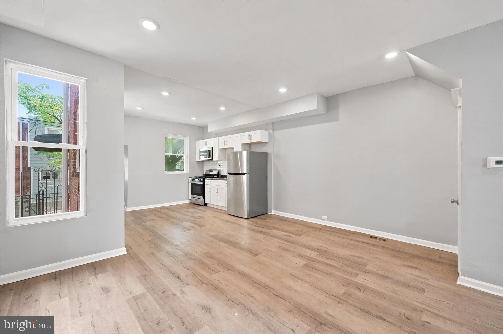 FERN ROCK - Residential