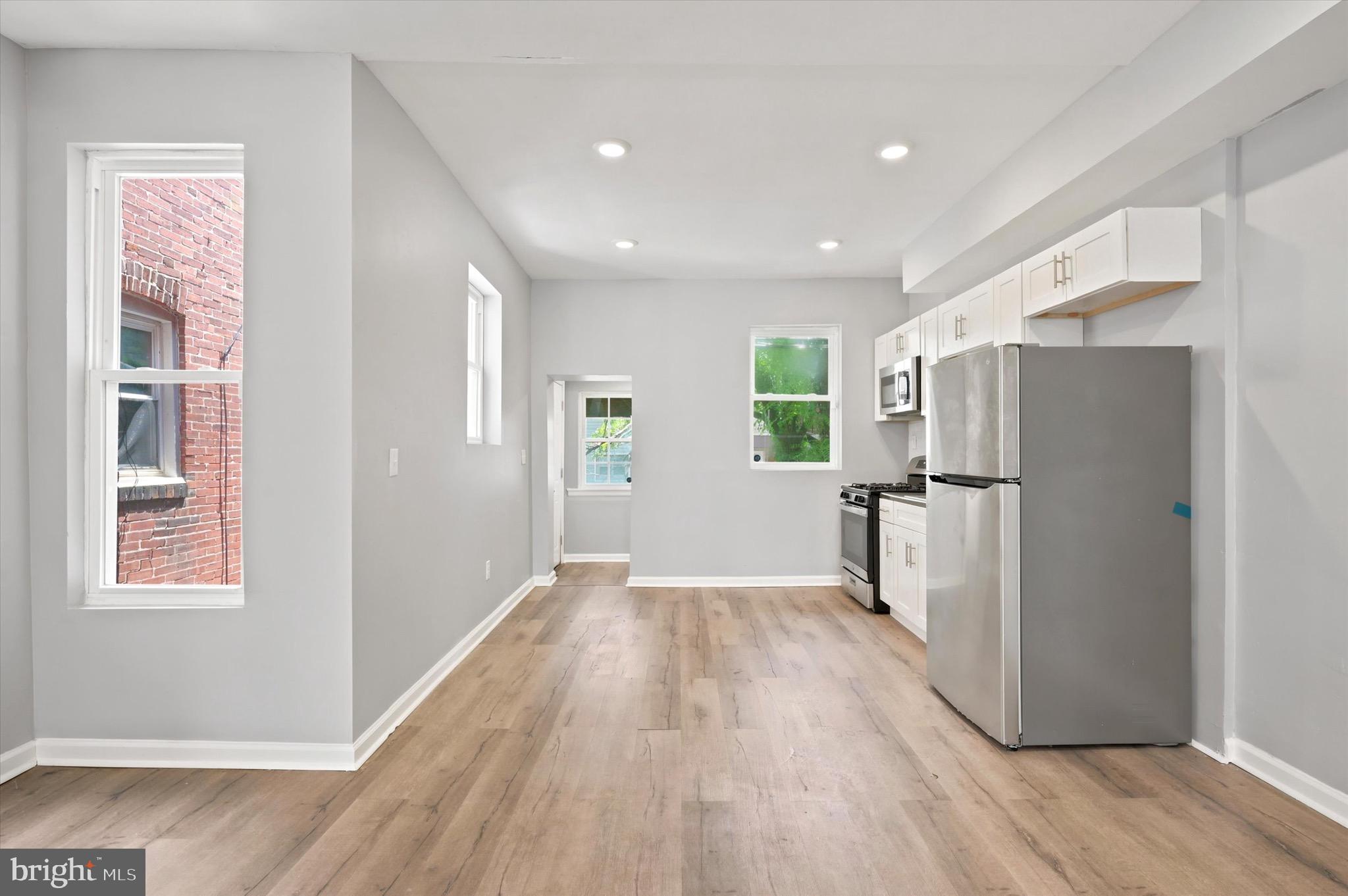 FERN ROCK - Residential