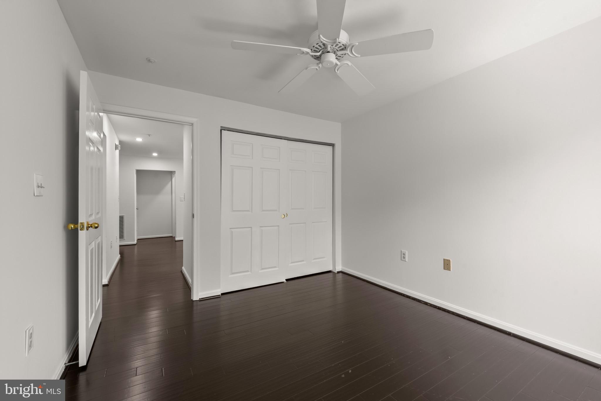 OXBOW APTS AT RUSSETT - Residential