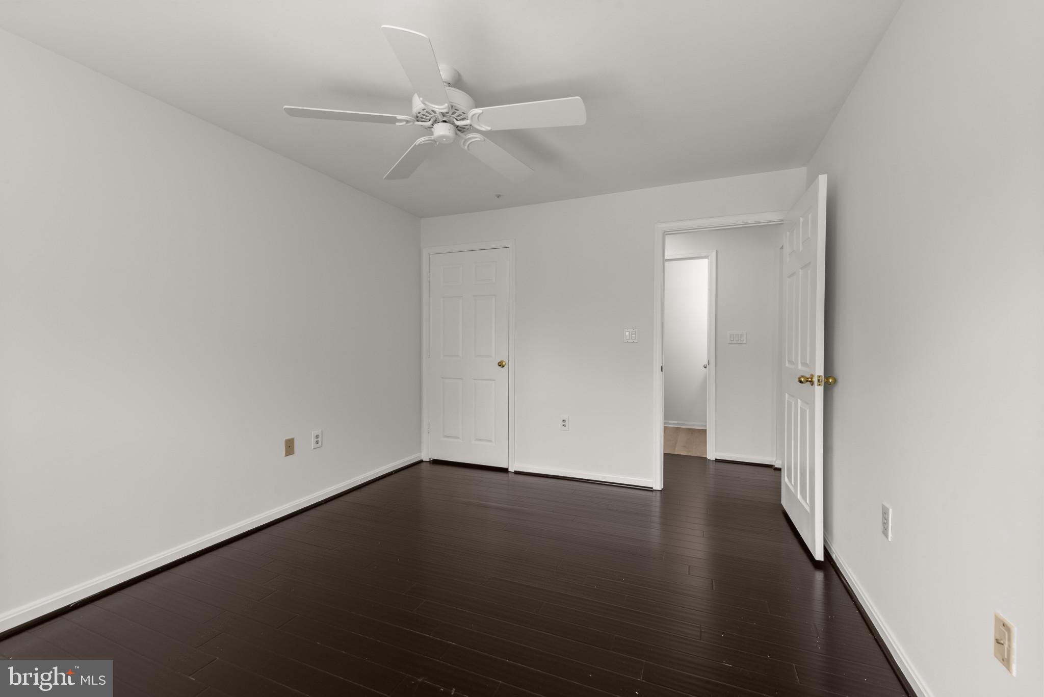 OXBOW APTS AT RUSSETT - Residential
