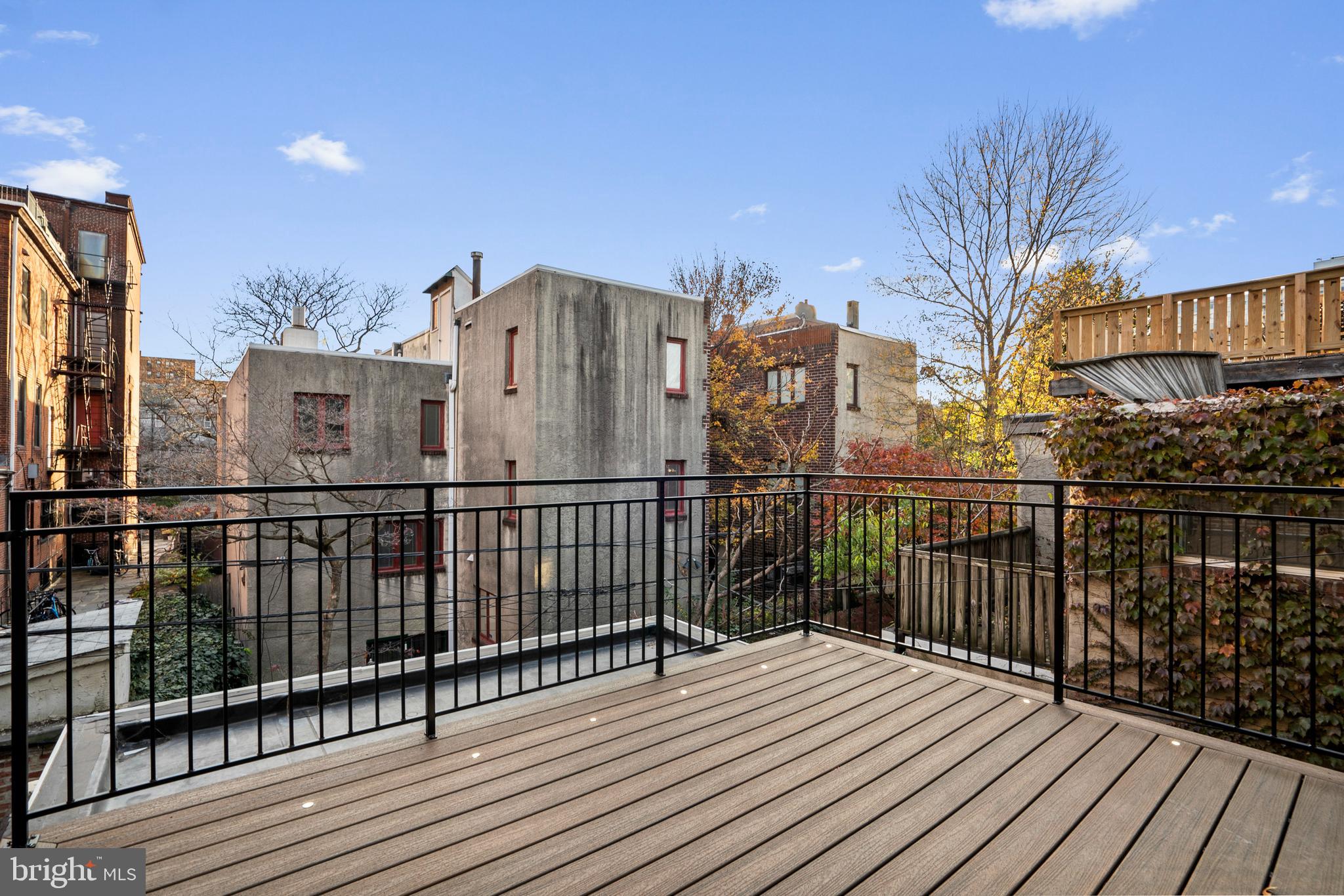 ART MUSEUM AREA - Residential
